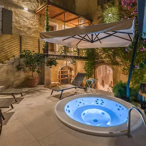 Bed & Breakfast Corte Alma And Luxury, Gargnano